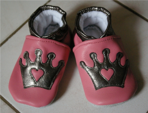 chaussons cuir souple fabrication artisanale made in Franc